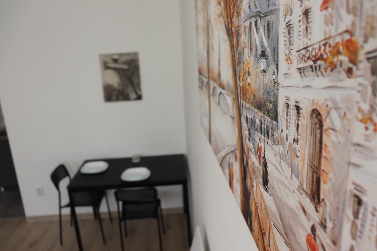 Apartman Lena Banovo Brdo Belgrado Exterior foto